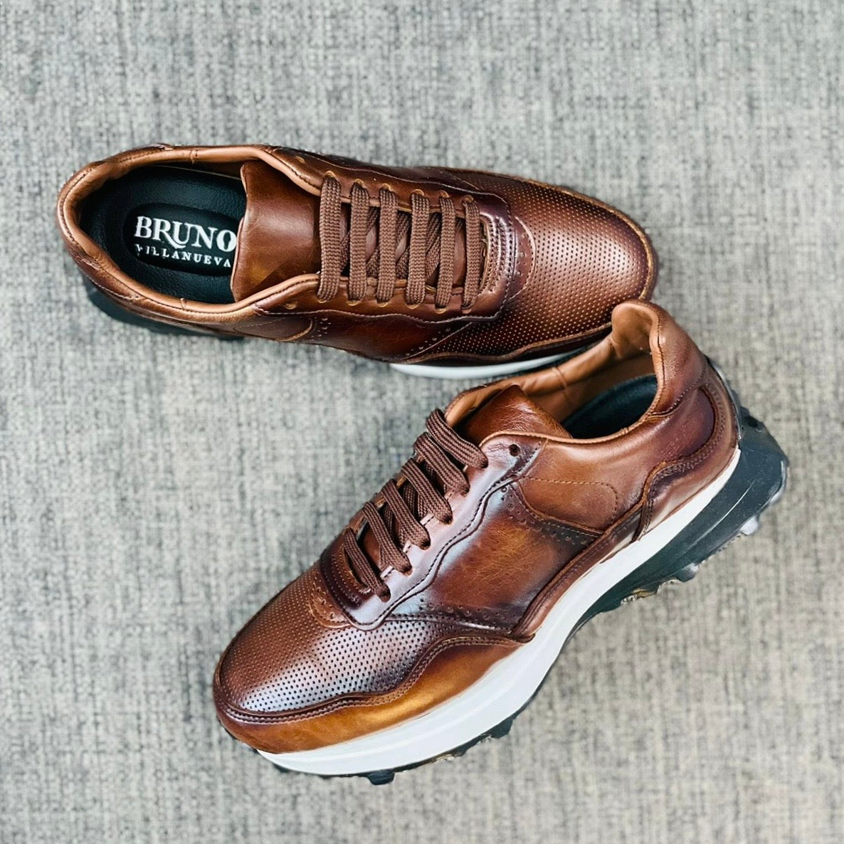 Sneakers de piel color color cognac crazy suela ultraligera de Eva Mod 20010