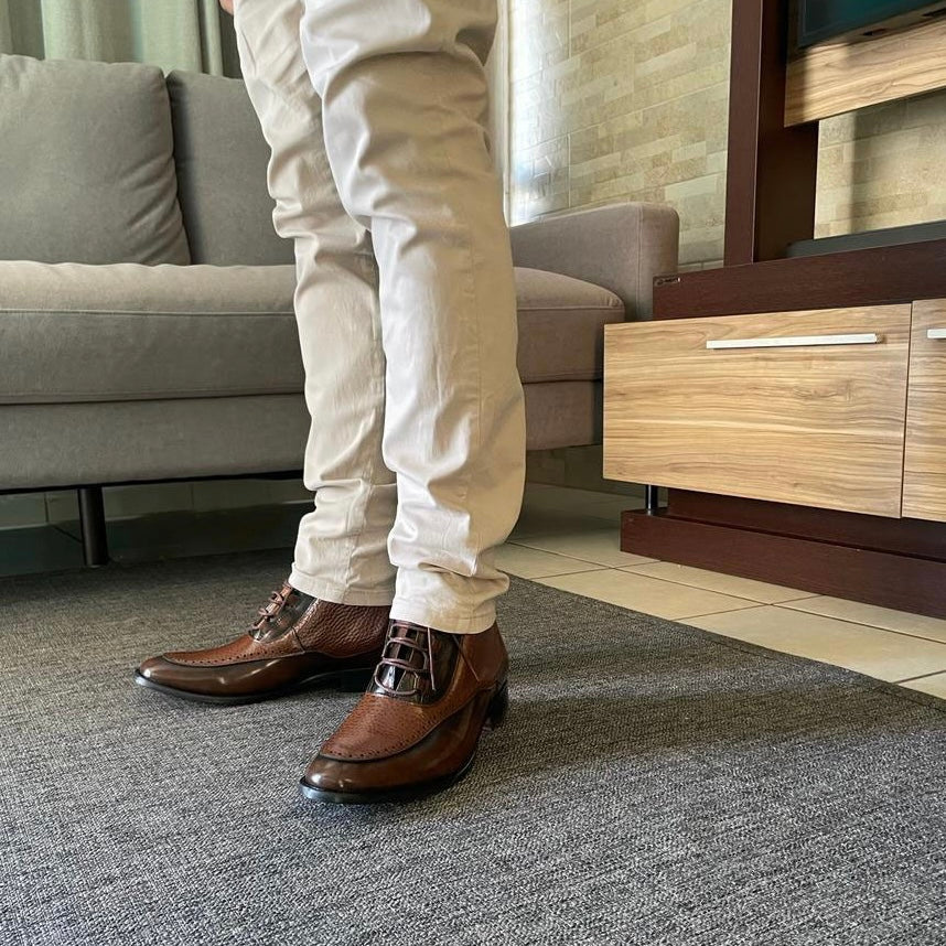 Honey diamond bota de piel y suela de cuero color Miel Modelo 3000