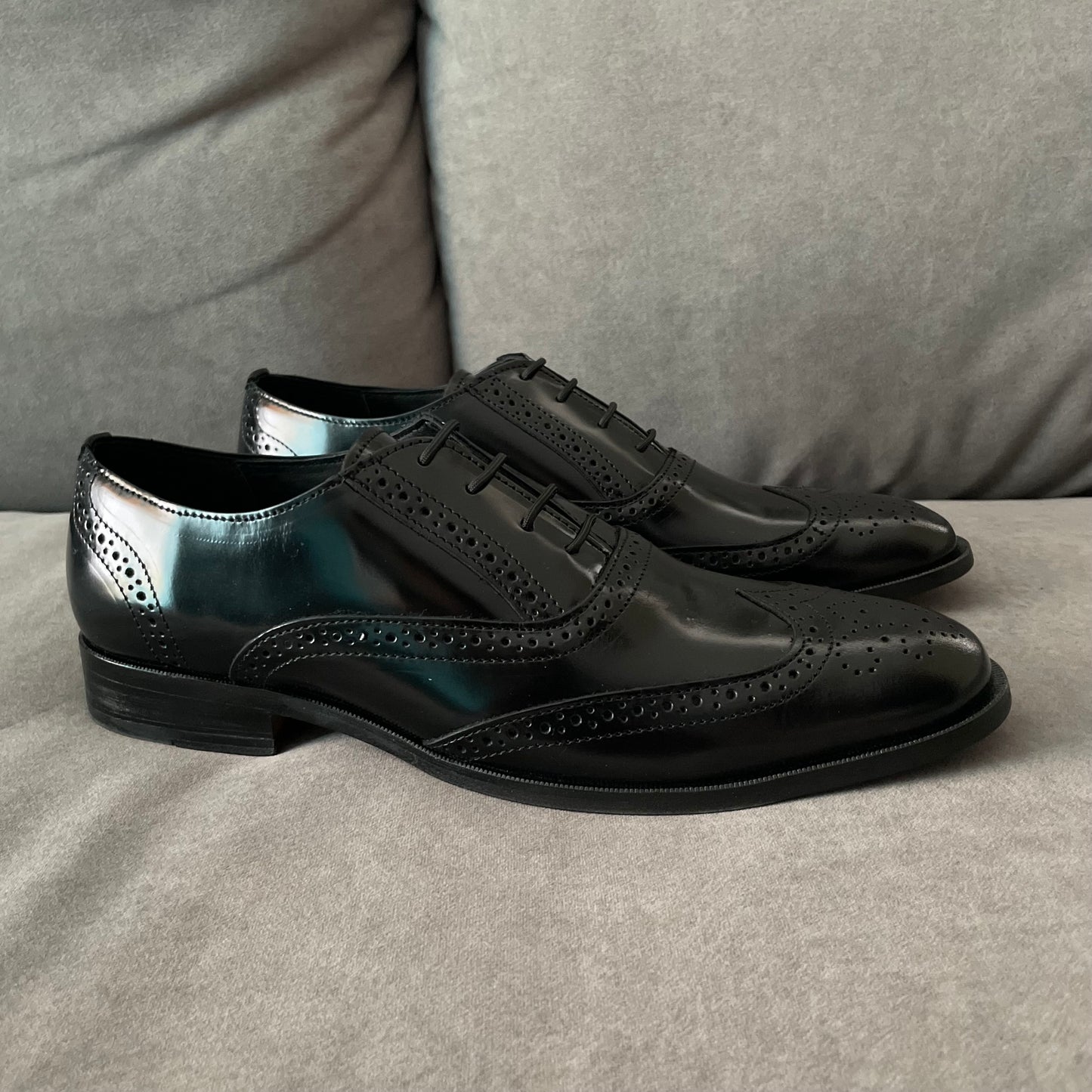 Bostoniano Black suit corte piel y suela de cuero Mod 7015