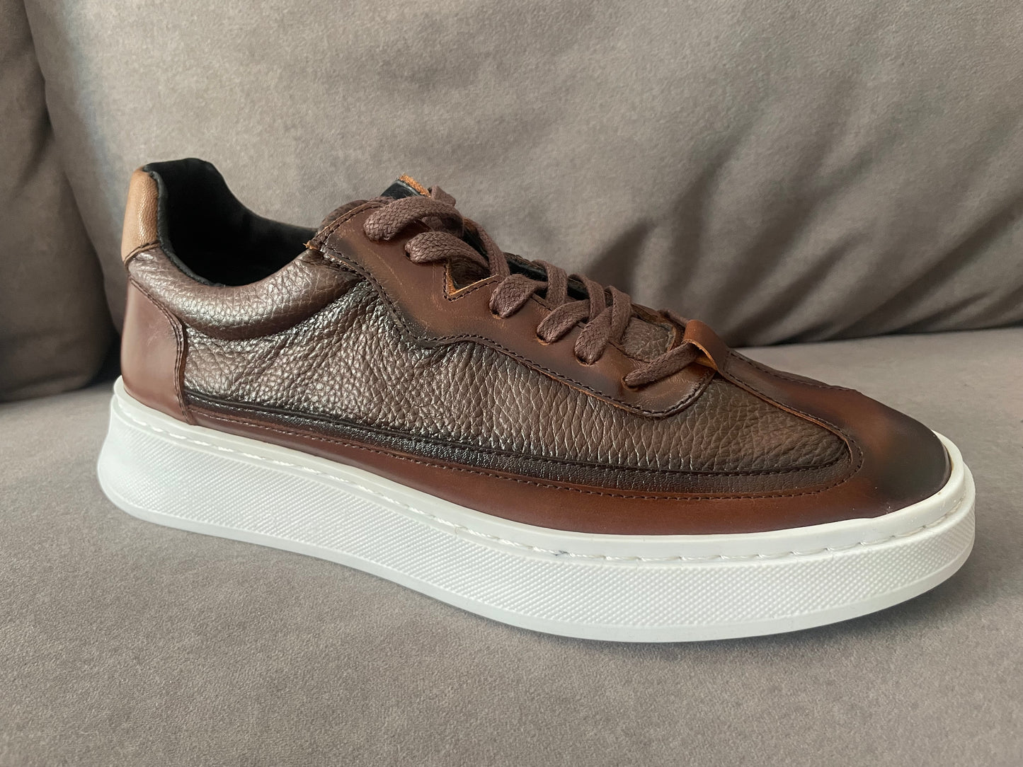 Sneakers Hugo oak corte piel Mod 121