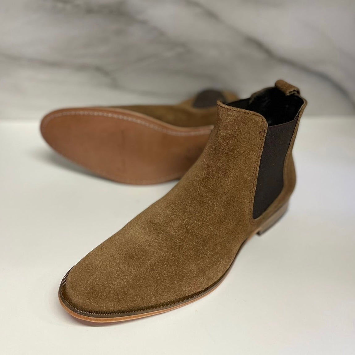 Botas premium Chelsea Gamuza con suela de cuero cosida (baqueta) Mod 3092 Arena