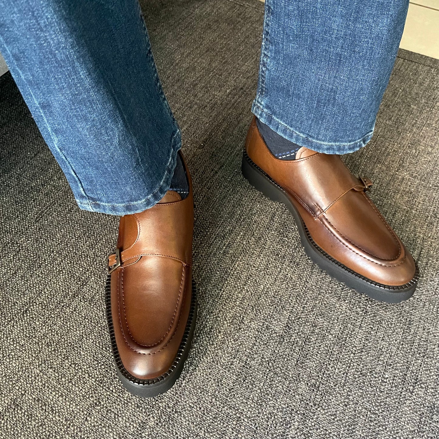 Monkstrap café Atanado Mod 7003