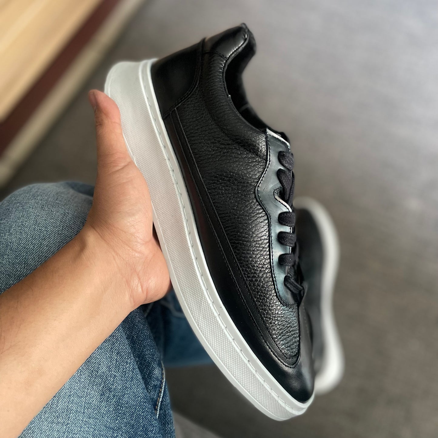 Sneakers Hugo black corte piel Mod 121