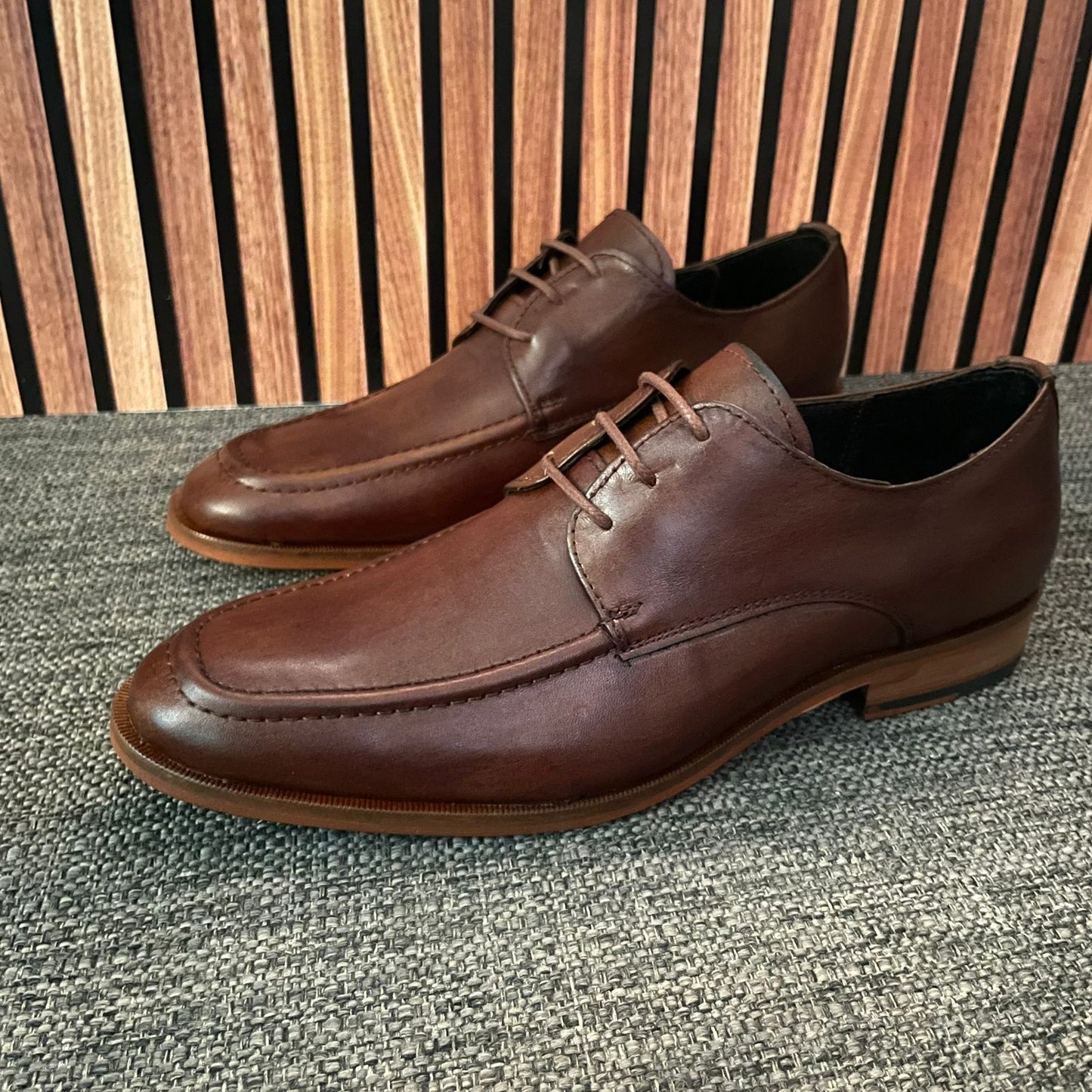 Oxford Madera muñequeado piel y suela de cuero cosida Mod 13001