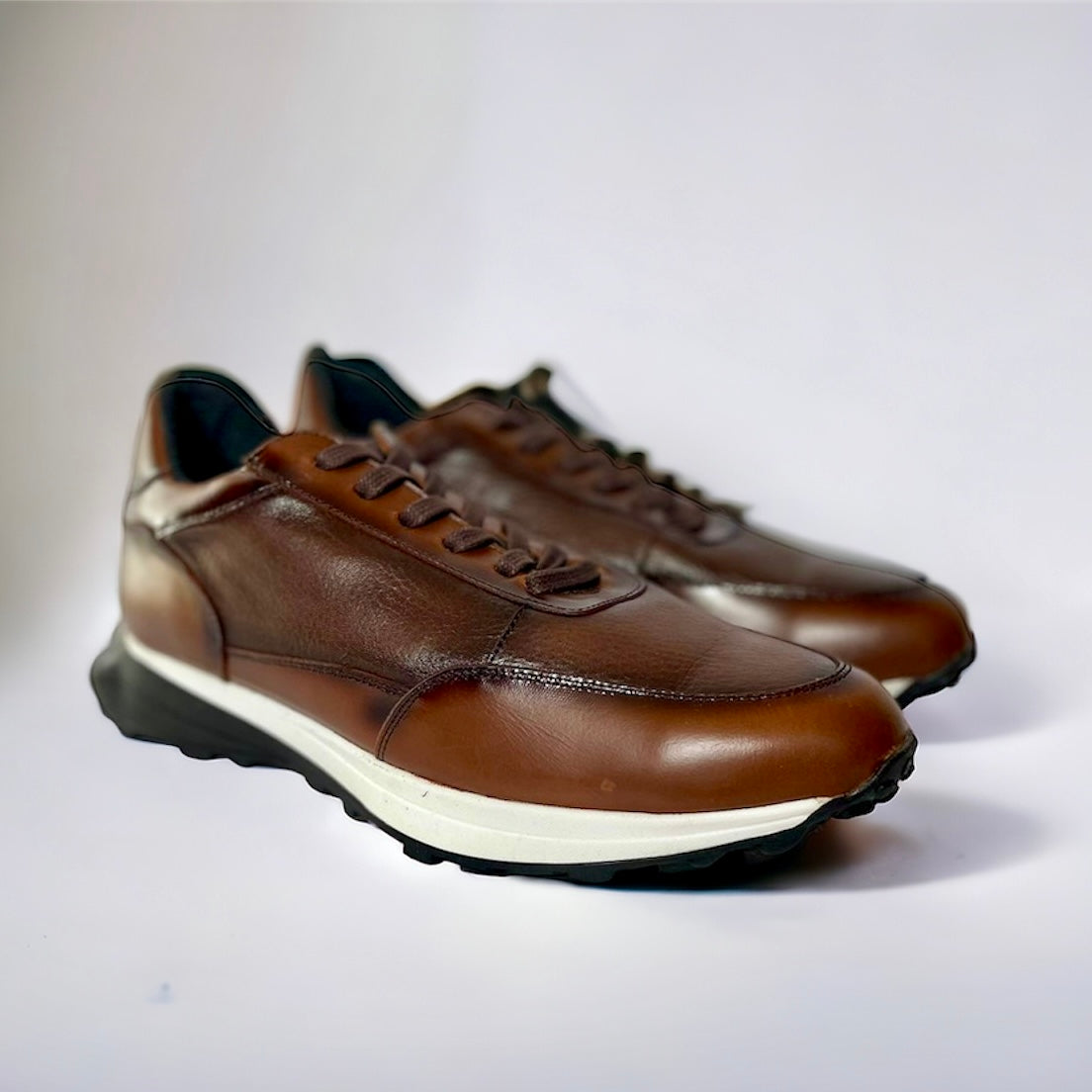 Sneakers wolf brown corte y forro de piel Mod 1212