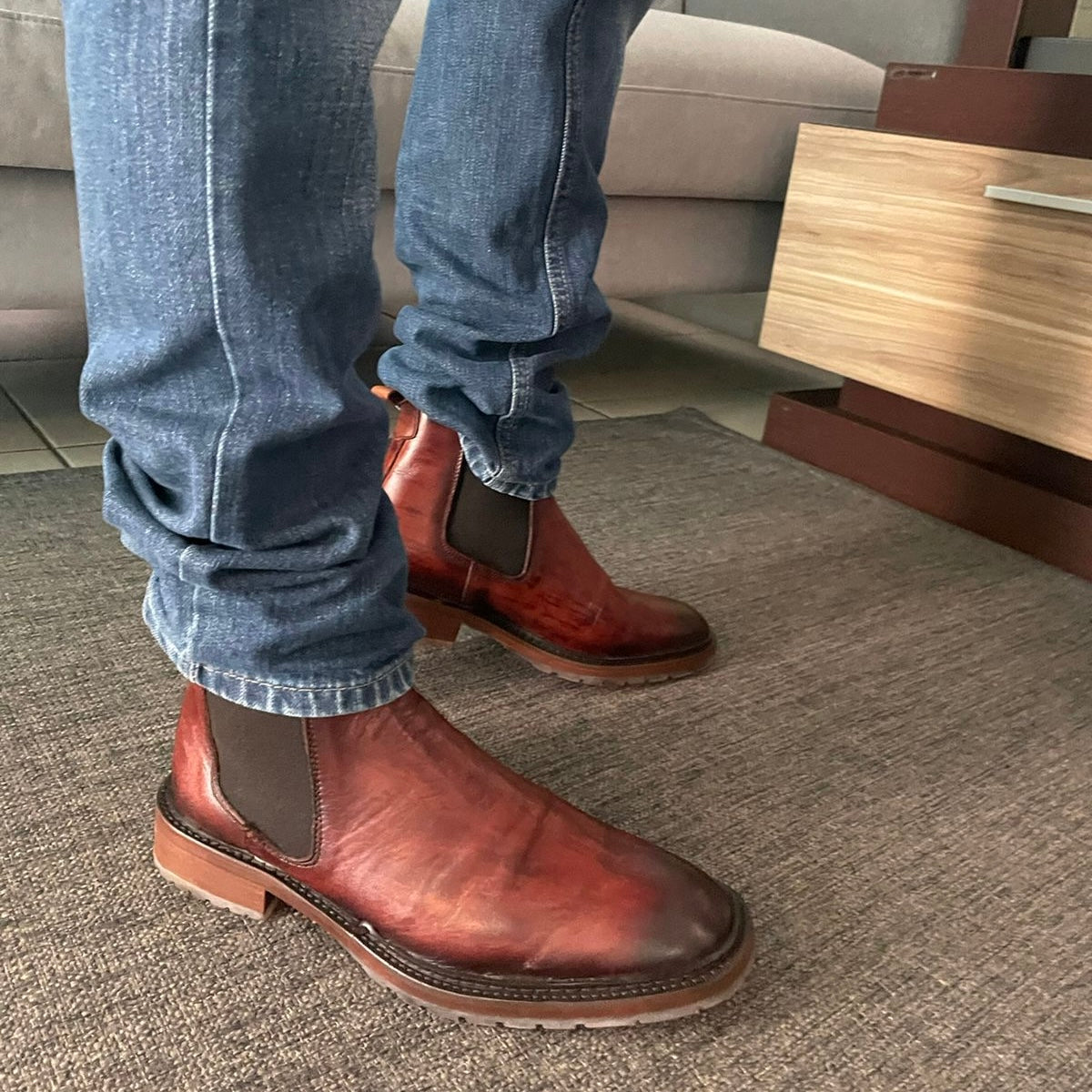 Bota Chelsea Henrry corte de piel color ocre ahumado modelo 400