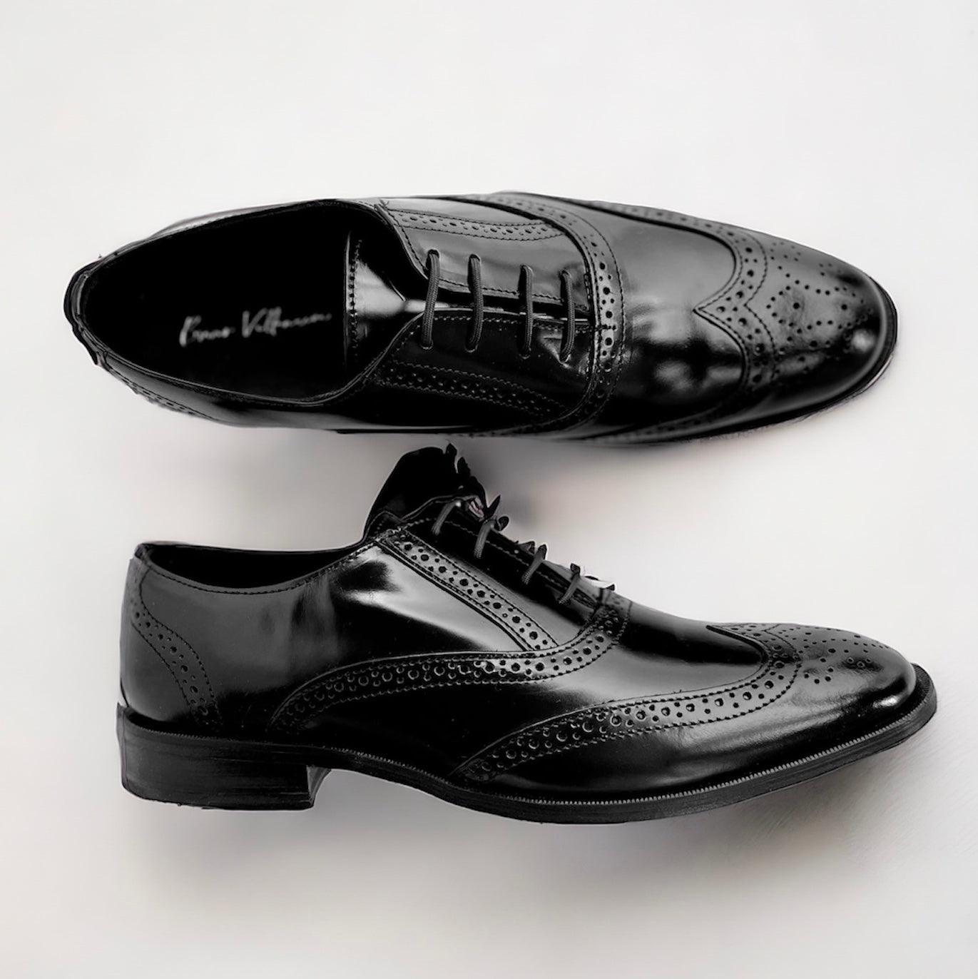Bostoniano Black suit corte piel y suela de cuero Mod 7015