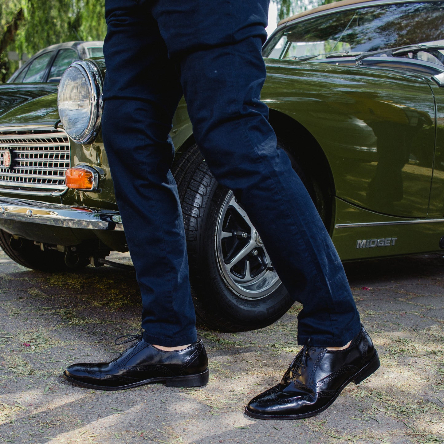 Bostoniano Black suit corte piel y suela de cuero Mod 7015