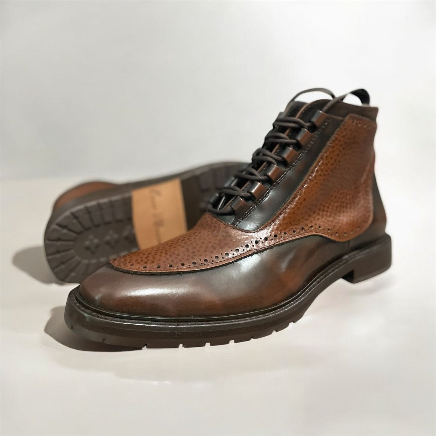 Honey diamond bota de piel y suela de cuero+ Antiderrapante color Miel Modelo 3000