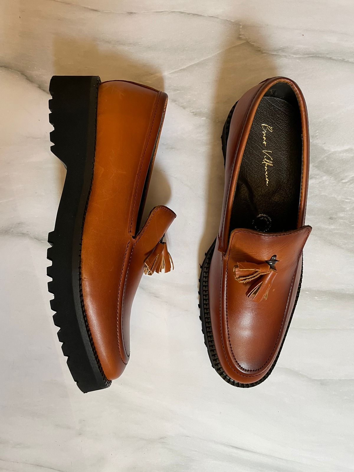 Loafer Honey wax plataforma corte piel y suela ultra confort Mod 7018