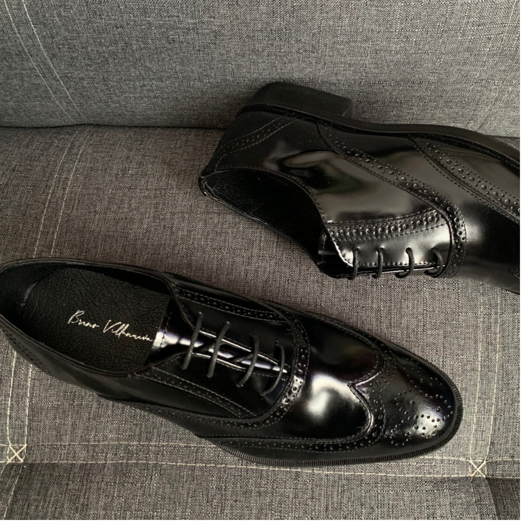 Bostoniano Black suit corte piel y suela de cuero Mod 7015