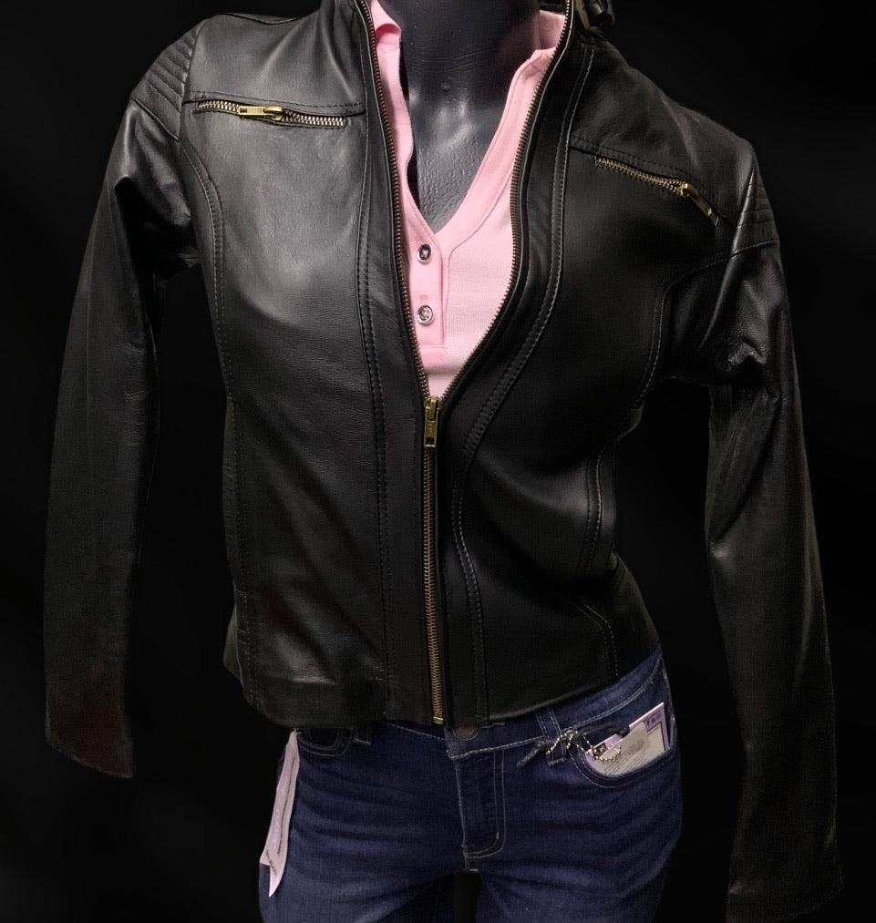 Chamarra Dama Color Negro 100% piel Mod Adak