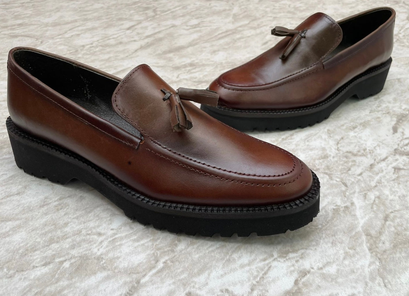 Loafer plataforma piel y suela ultra confort Mod 7018