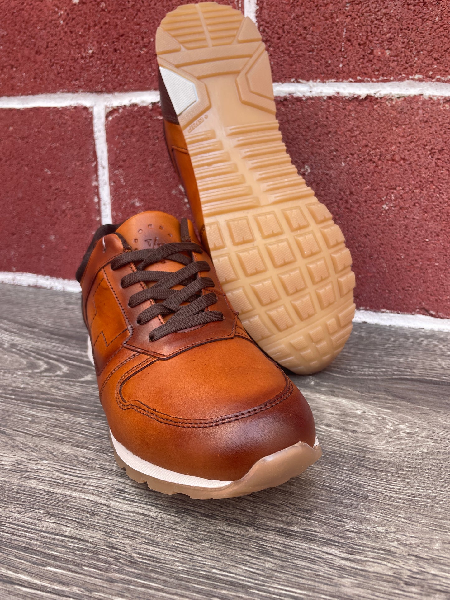 Soft Sneakers shedron ahumado calidad premium Mod 36081