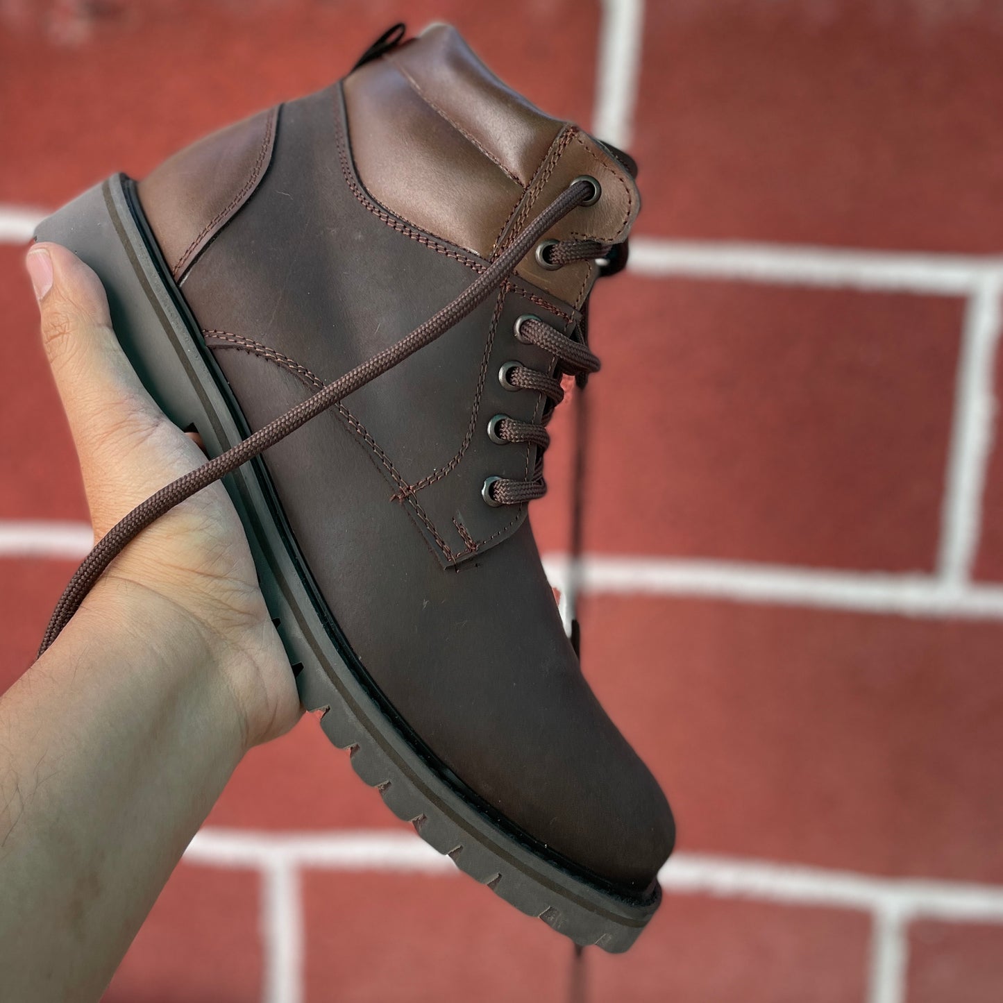 Bota Bruce corte piel suela antiderrapante crazy café Modelo 326