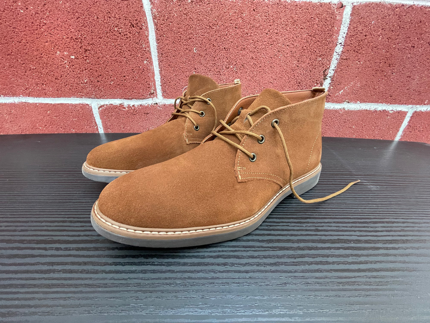 Botín cordones Gamuza Canela Suela de Goma Mod 35802