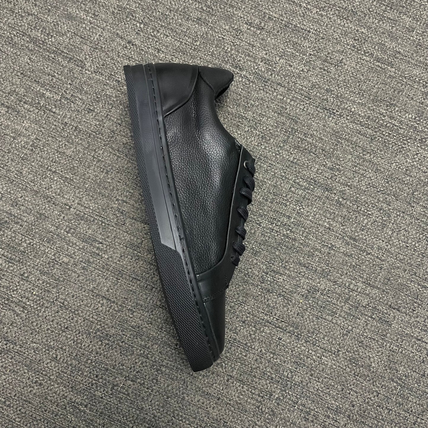 Sneakers AB all black corte piel Mod 2028
