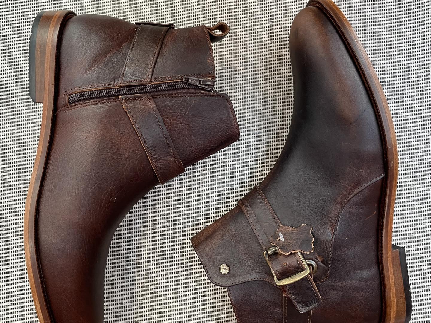 Bota Old Grasso Testa corte piel y  suela de cuero grabada calidad premium  Mod 213