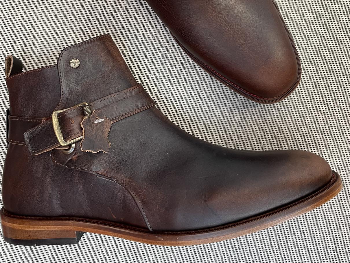Bota Old Grasso Testa corte piel y  suela de cuero grabada calidad premium  Mod 213