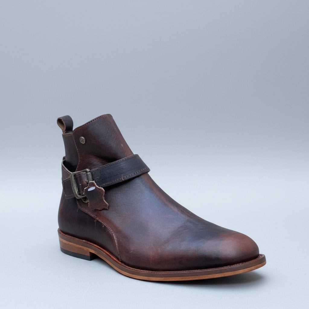 Bota Old Grasso Testa corte piel y  suela de cuero grabada calidad premium  Mod 213