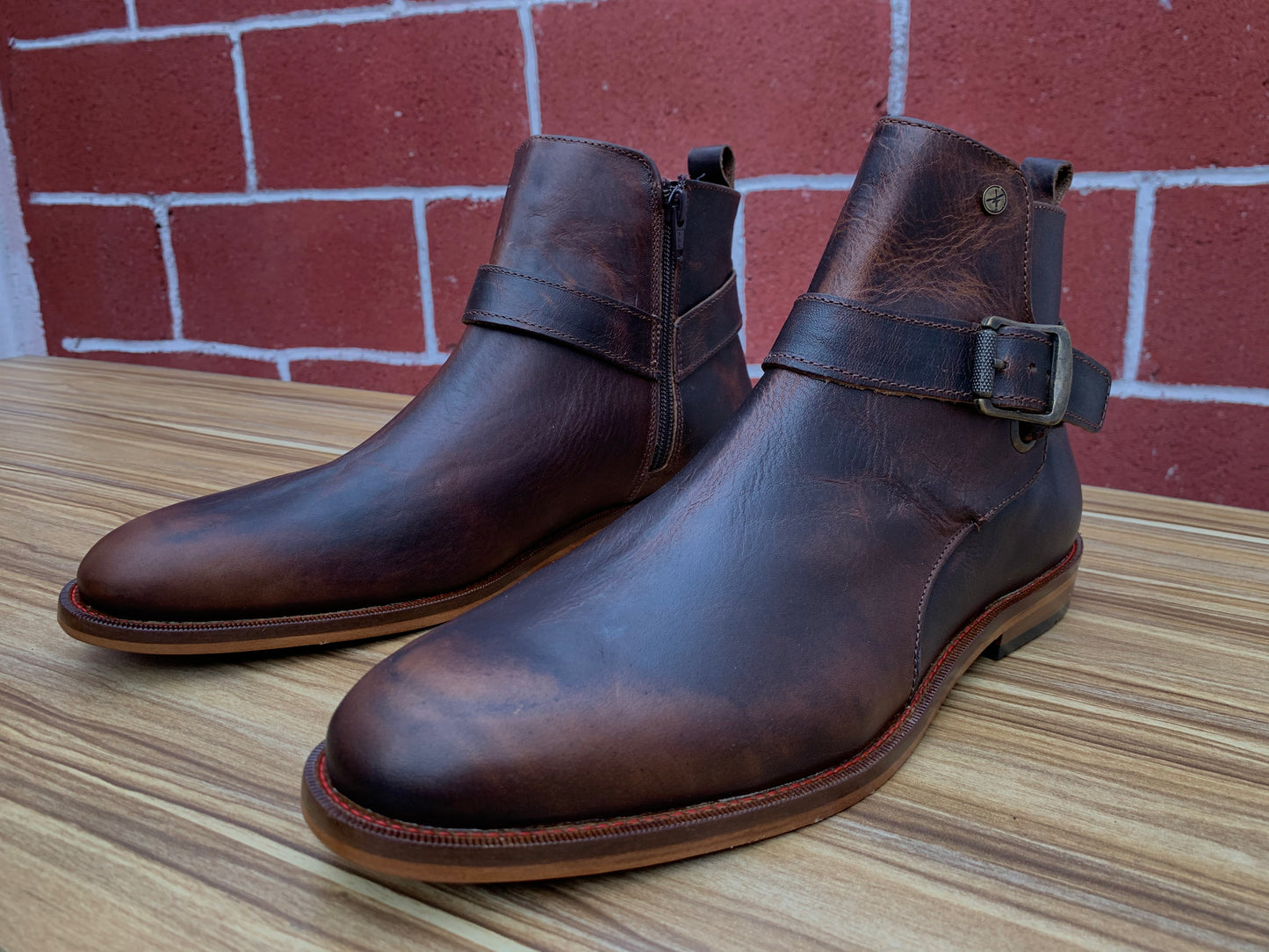 Bota Old Grasso Testa corte piel y  suela de cuero grabada calidad premium  Mod 213